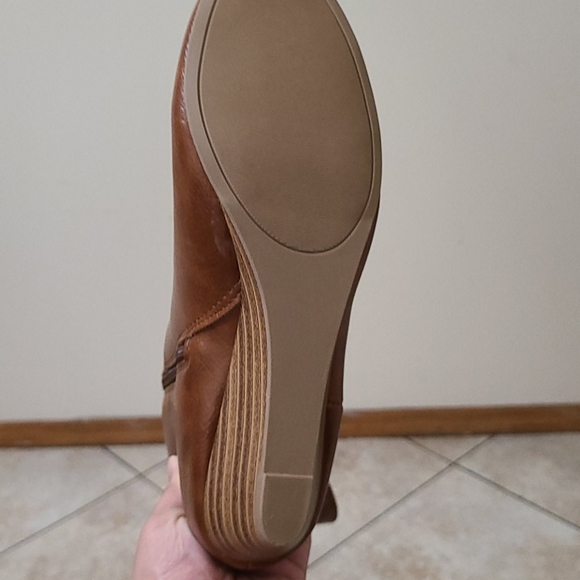 Knee length boots - Picture 3 of 7